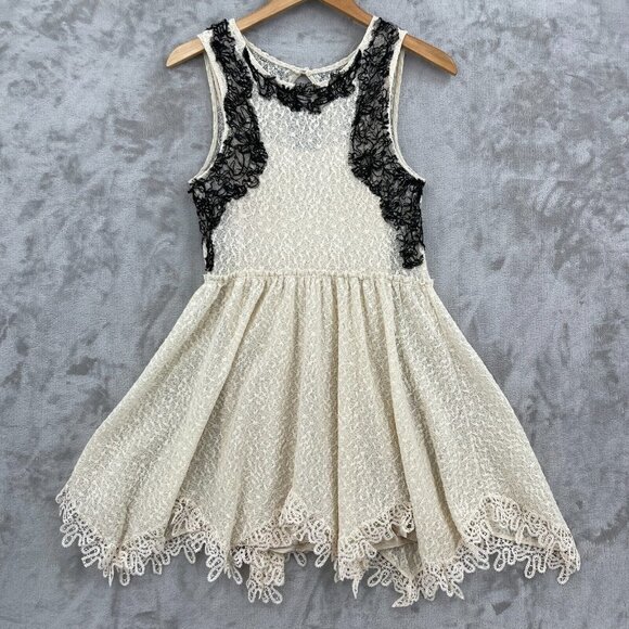 Free People Cream Black Lace Fit & Flare Mini Dress Keyhole Back - Picture 3 of 15